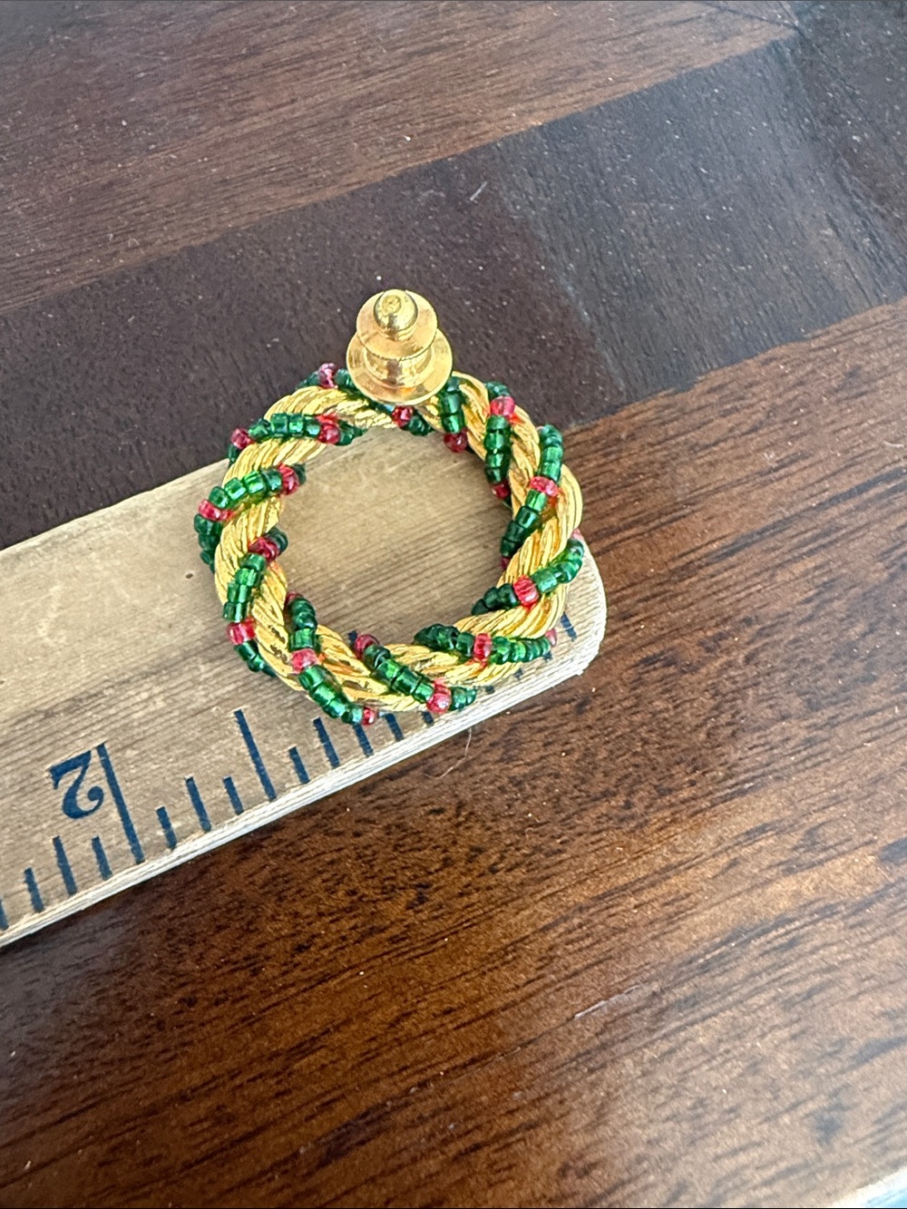 Vintage Wreath Pin - Picture 2 of 2
